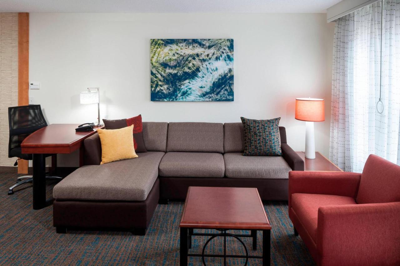 Hotel By Marriott Dothan